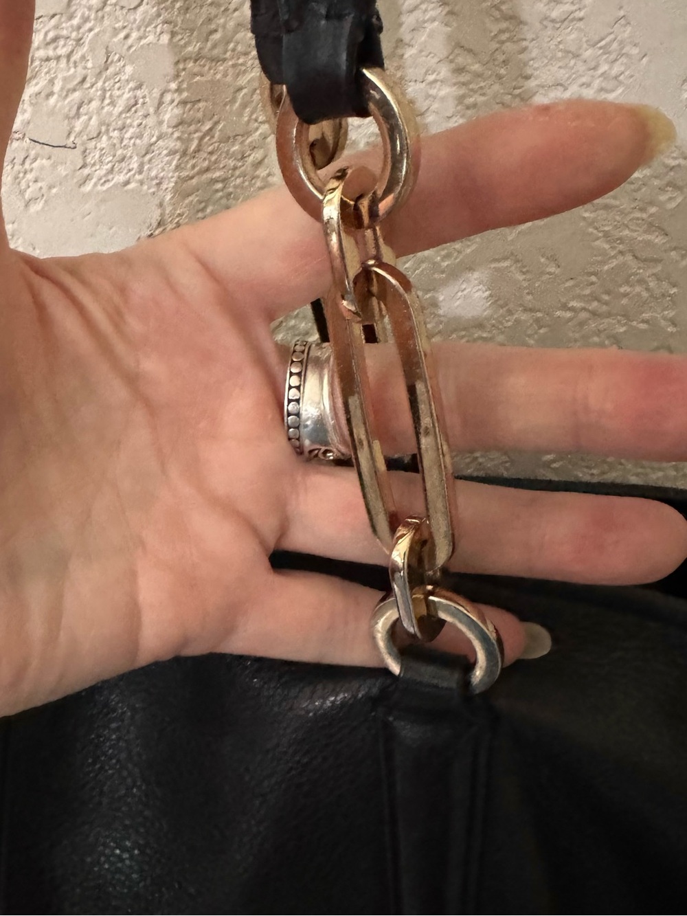 COACH vintage Black Leather Shoulder Tote,East West,gold charm & spell out tag - Picture 3 of 10